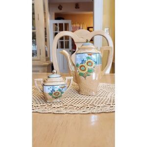 Thailand Teapot and sugar bowl tan with sunflowers